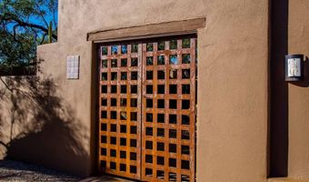 8502 E CAVE CREEK Rd 10, Carefree, AZ 85377