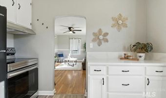 1211 N Indiana Ave, Caldwell, ID 83605