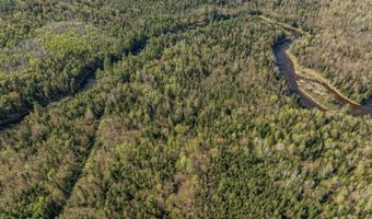 1 Judges Point Rd, Abbot, ME 04406