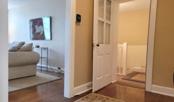 8 MAIN St, Boonsboro, MD 21713