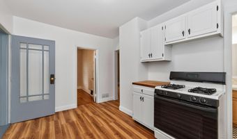 386 Division St, Amsterdam, NY 12010