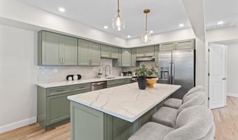 18 Sextant Dr, Barnegat, NJ 08005