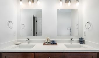 407 Maple Creek Ct, Apex, NC 27502