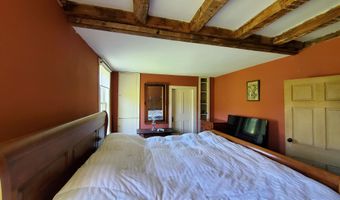 762 McLaren Hill Rd, Barnet, VT 05821