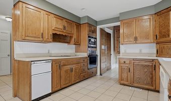 315 E College Ave, Ashburn, GA 31714