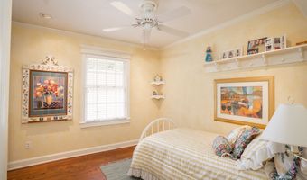 2403 Guenever Ct, Altoona, IA 50009