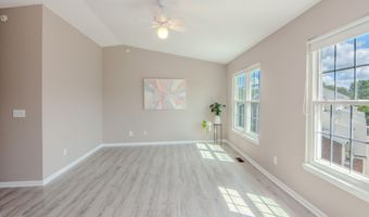 1892 Lindsay Ln, Ann Arbor, MI 48104