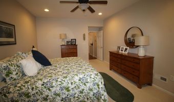 68 Delray Ln, Absecon, NJ 08201
