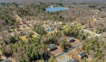 81 Driftwood Dr, Blakeslee, PA 18610