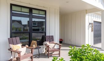 2930 Green Hills Dr, Ames, IA 50014