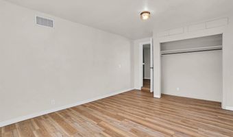 1422 N Hudson St, Altus, OK 73521