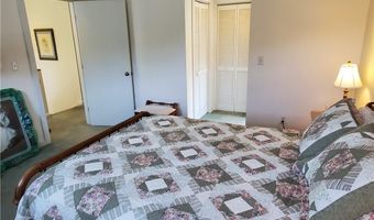 15 Hammersmith Rd 33, Newport, RI 02840