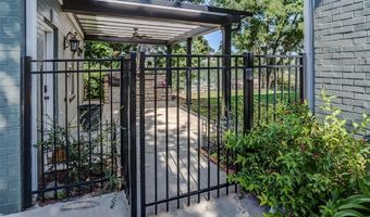 330 Alby St, Alton, IL 62002