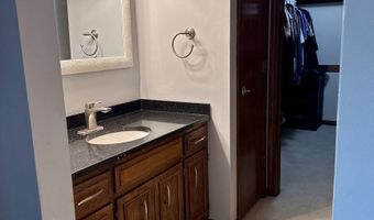 263 Queensway Dr, Avon, IN 46123