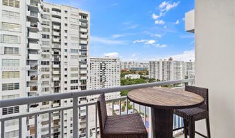 18061 Biscayne Blvd PH01, Aventura, FL 33160