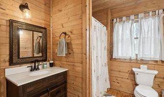 8484 N Rollin Hwy, Addison, MI 49220