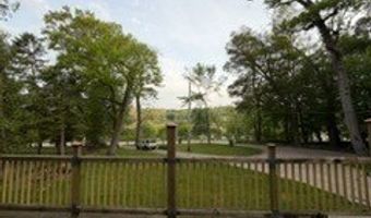 1843 N River Rd, Algonquin, IL 60102