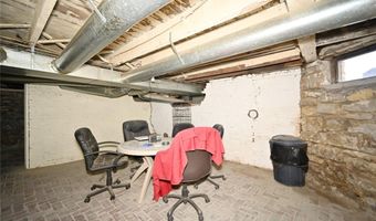 308 R St, Atchison, KS 66002