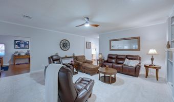 1923 Eastridge Dr, Arkansas City, KS 67005