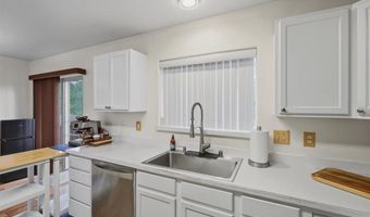 8510 Atkins Pl, Anchorage, AK 99507