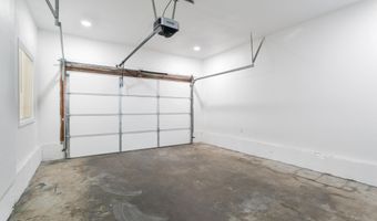 2445 Toyon St, Anderson, CA 96007