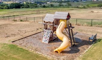 153 Overlook Dr, Aledo, TX 76008