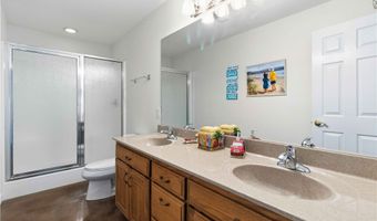 136 Riverview Dr, Anderson, MO 64831