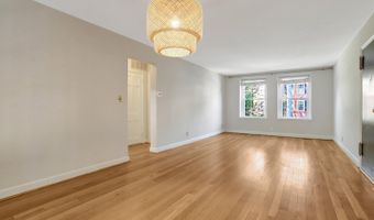 4810 29TH St S #A2, Arlington, VA 22206