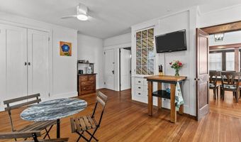 32 Thurston Ave A, Newport, RI 02840
