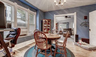 1208 N SUPERIOR St, Appleton, WI 54911
