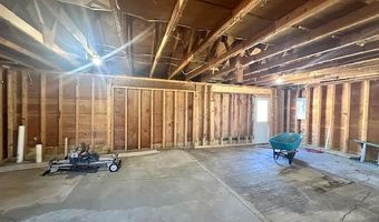 75 Northport Ave, Belfast, ME 04915