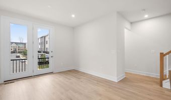 42104 PICASSO Sq, Ashburn, VA 20148