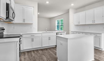 1056 QUEENSLAND Ln, Ayden, NC 28513