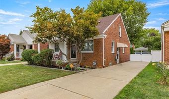 15578 Euclid Ave, Allen Park, MI 48101