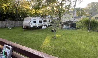 14 Brierwood Ln, Burlington, VT 05408