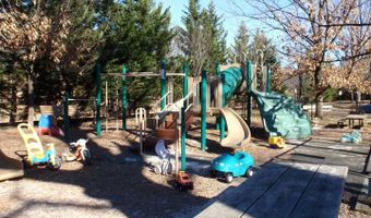 1243 N VERMONT St, Arlington, VA 22201
