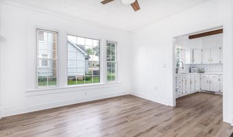 105 W Benton, Andrew, IA 52030