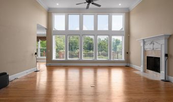 9056 Crystal Brook Dr, Apison, TN 37302
