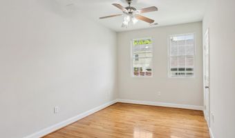 6442 HOLYOKE Dr, Annandale, VA 22003