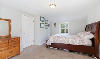 81 Sprague Ave, East Providence, RI 02915