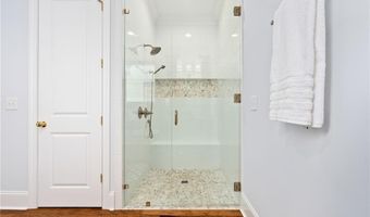 2051 MOORES MILL Rd, Auburn, AL 36830