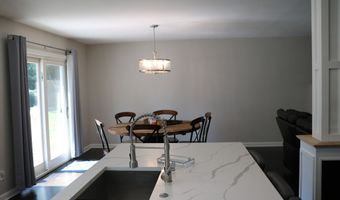 6 Greenfield Dr, Ansonia, CT 06401