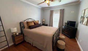 1414 Hickory St, Albertville, AL 35950
