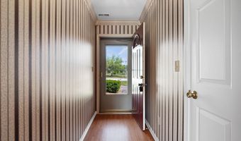 1107 Ashwood Dr, Auburn, IN 46706