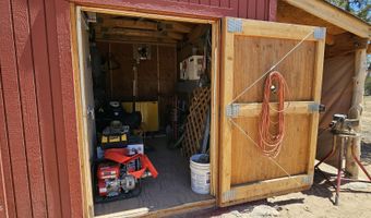 8850 W Fountain Ranch Rd, Ash Fork, AZ 86320