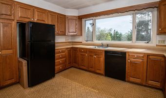 341 Tremont St, Barre, VT 05641