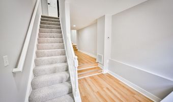233 S CHAPEL St, Baltimore, MD 21231