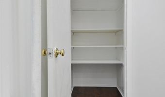 22 E 44TH St, Bayonne, NJ 07002