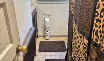 8 Wilkins Ave, Albany, NY 12206