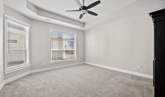 2220 Suncrest Dr, Ames, IA 50014